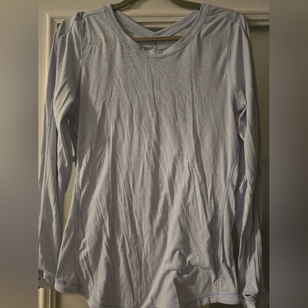 Lululemon Long Sleeve Shirt size 6